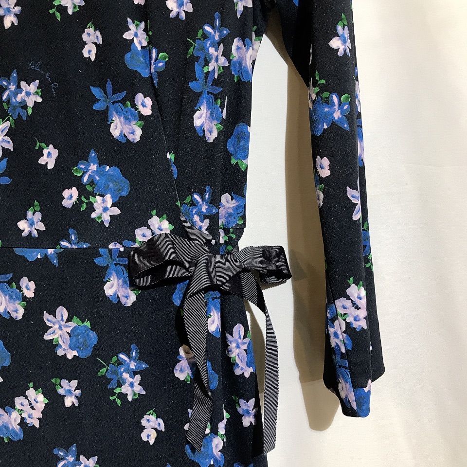 新品タグ付　ハナエモリ　アルマアンローズ　リボン柄ワンピース HANAE MORI ALMA EN ROSE 森英恵 ワンピース 花柄 リボン 長袖 ブルー