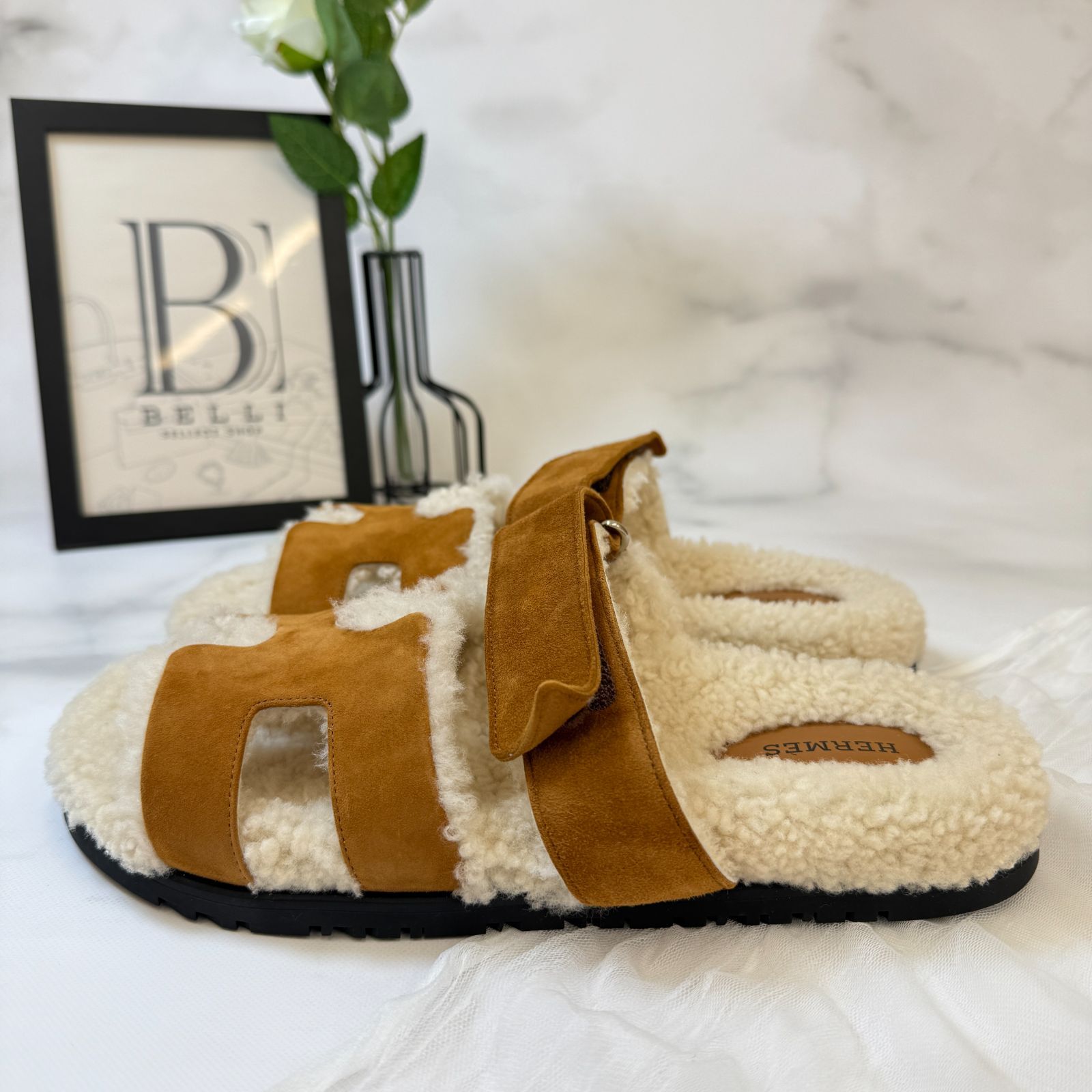 HERMES エルメス　シプレ　シープスキン　ボア　ベルクロ　サンダル　37 HERMES エルメス シプレ シープスキン ボア ベルクロ サンダル 37 楽天