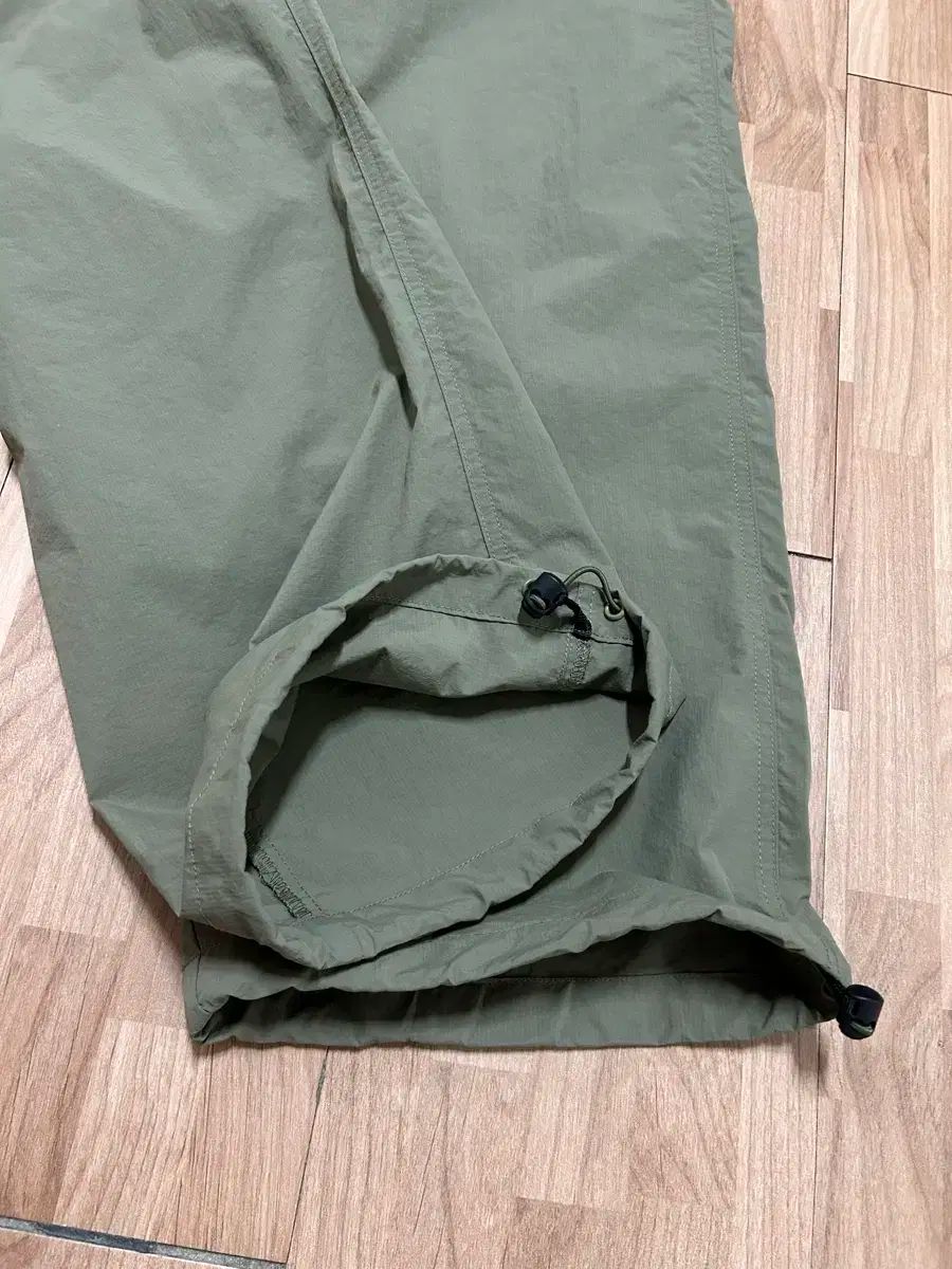パンツ