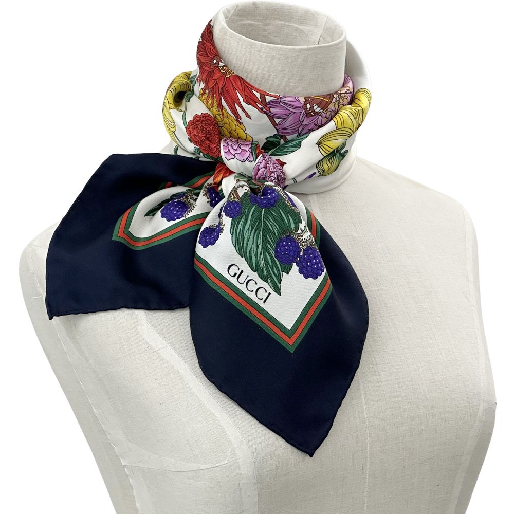 グッチ GUCCI スカーフ レディース ブランド シェリー ニューブリット シルク ネイビー マルチ GGロゴ フラワー 花柄 生き物 大判