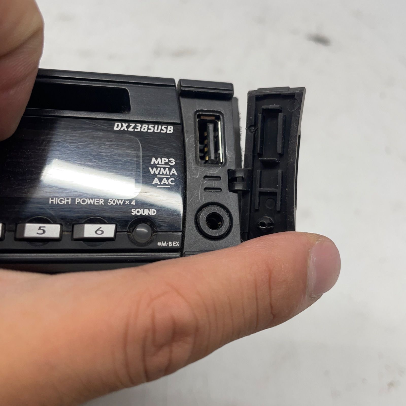 clarion クラリオン 1DIN CD フロント AUX USB DXZ385USB チューナー