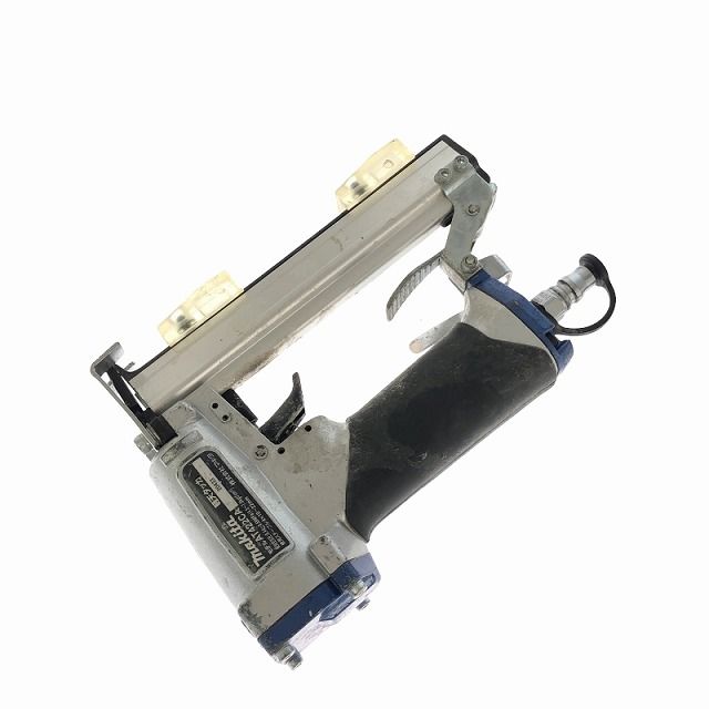 ☆中古品☆makita マキタ 常圧 軽天タッカー AT422CA ステープル幅4mm