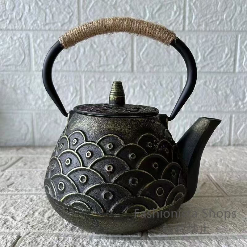 【新品未使用】1000ml 大人気 高品質  鉄急須 伝統模様 南部鉄器 鉄急須 鉄瓶 鉄器 IH 対応 鉄やかん 鉄分補給 蓄熱性に優