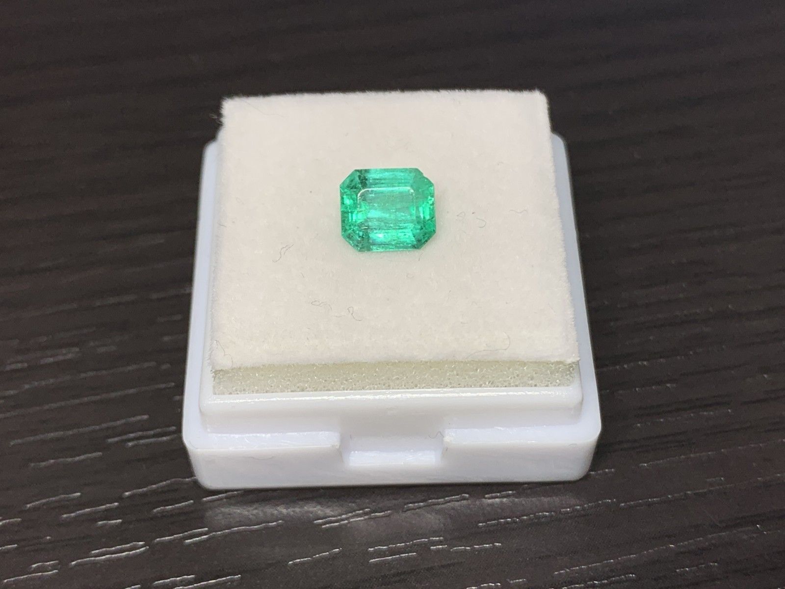 エメラルド 1.07ct