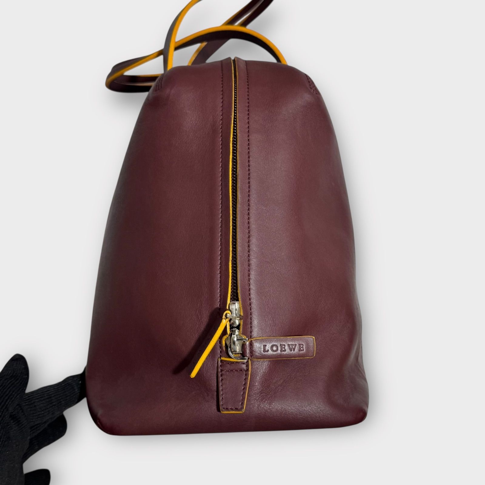 超美品✨LOEWE ロエベ　エルカノ　ハンドバッグ　ボルドー系　ポーチ付き 超美品！LOEWE ロエベ エルカノ レザー ハンドバッグ ボルドー系