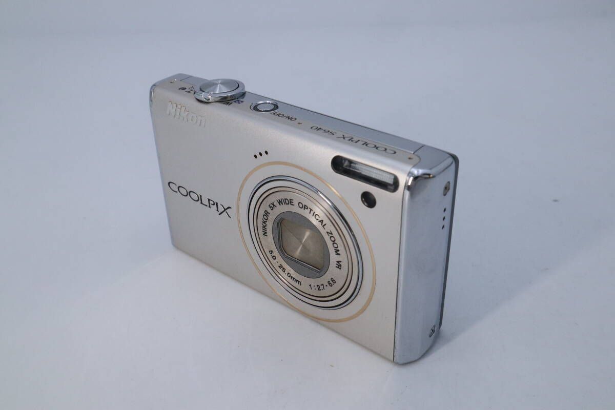 Nikon COOLPIX A300 ニコン クールピクス シルバー 1299】Wi-Fi対応