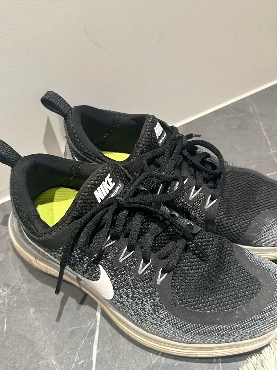 NIKE(ナイキ) フロン スニーカー （ 240 ） 【公式通販】