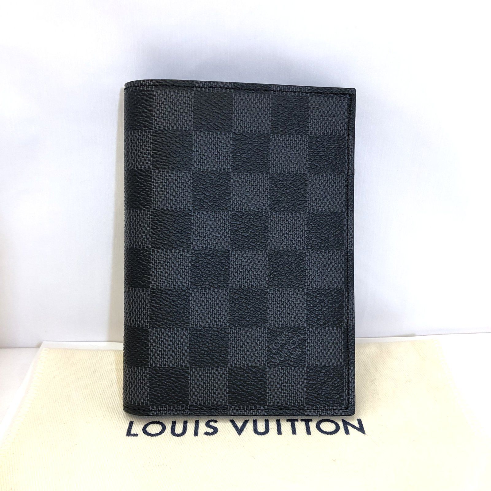 LOUIS VUITTON ルイヴィトン パスポートケース N64411 - メルカリ