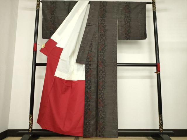 本場大島紬 花蔦草間道