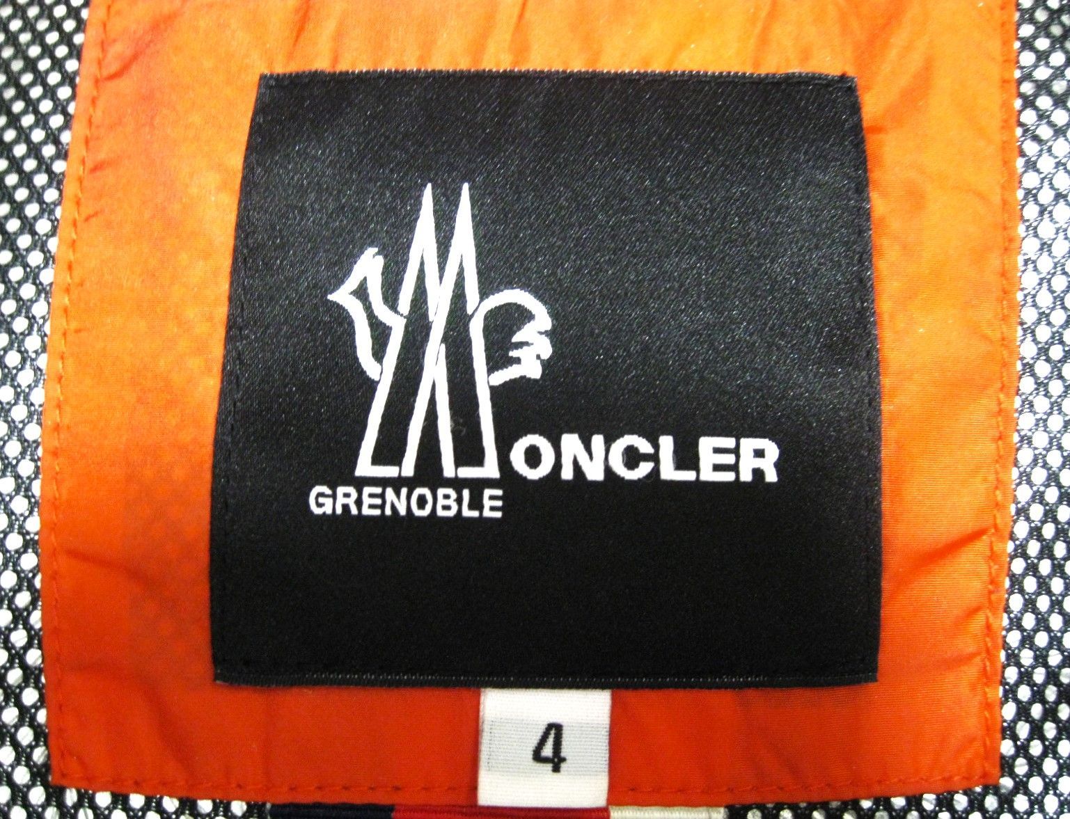 極美品モンクレールMONCLER GRENOBLEフード付ダウンジャケット 4号 ...