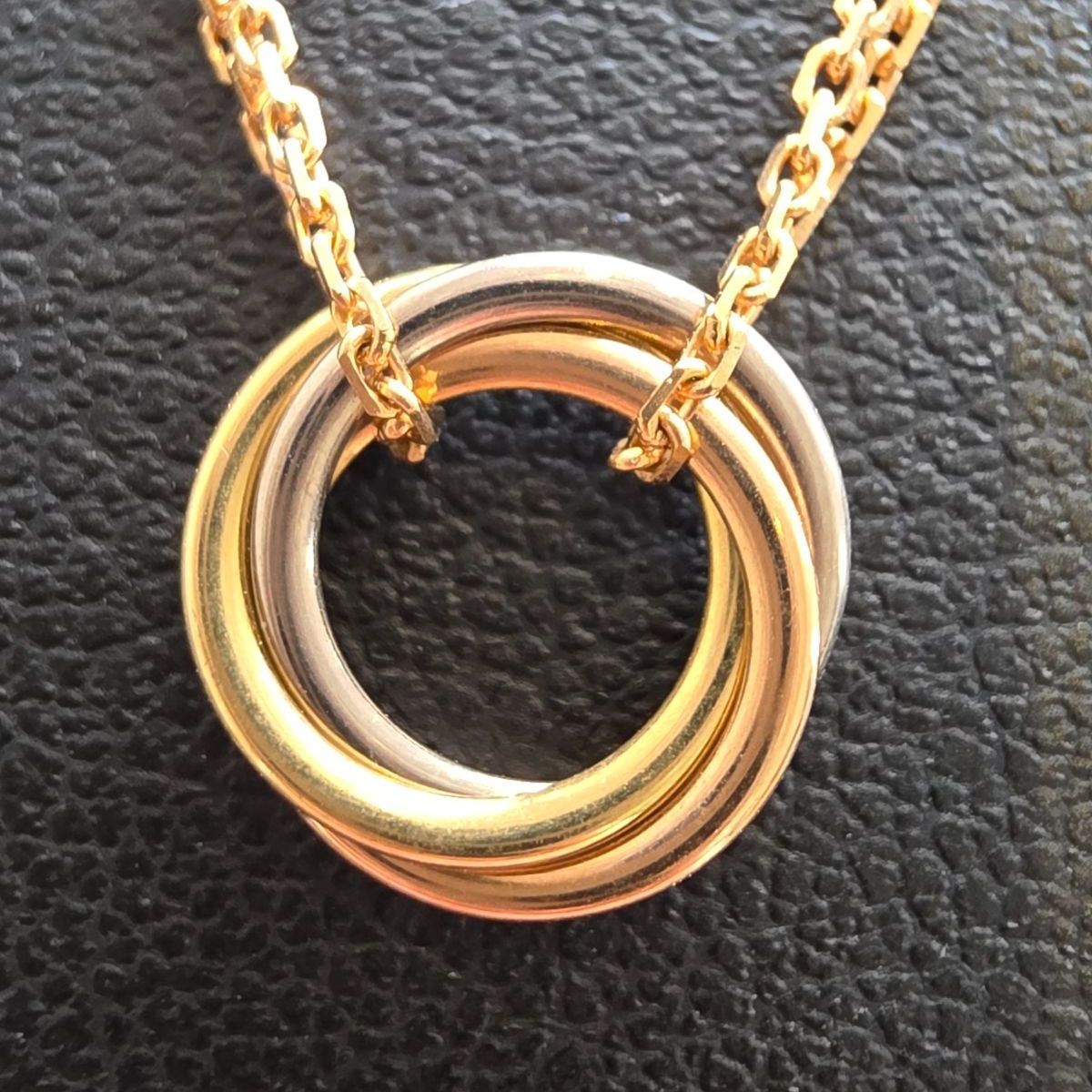 カルティエ トリニティ Trinity pendant, mini model カルティエ トリニティ Trinity pendant, mini model