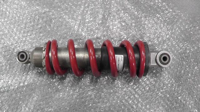 VTR250 FI　MC33-1301xxx　の　リアサスペンション:#1740013662