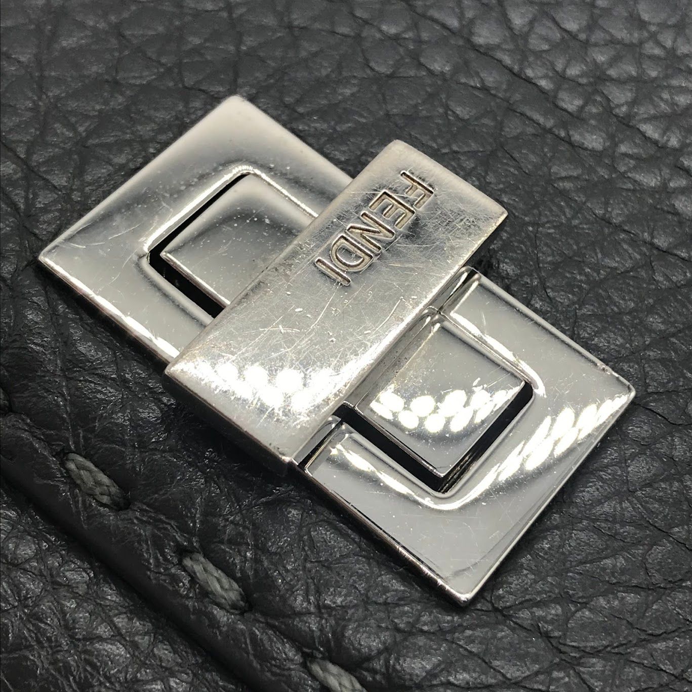 倉吉店】 中古 FENDI | フェンディ 長財布 セレリア ピーカブー  