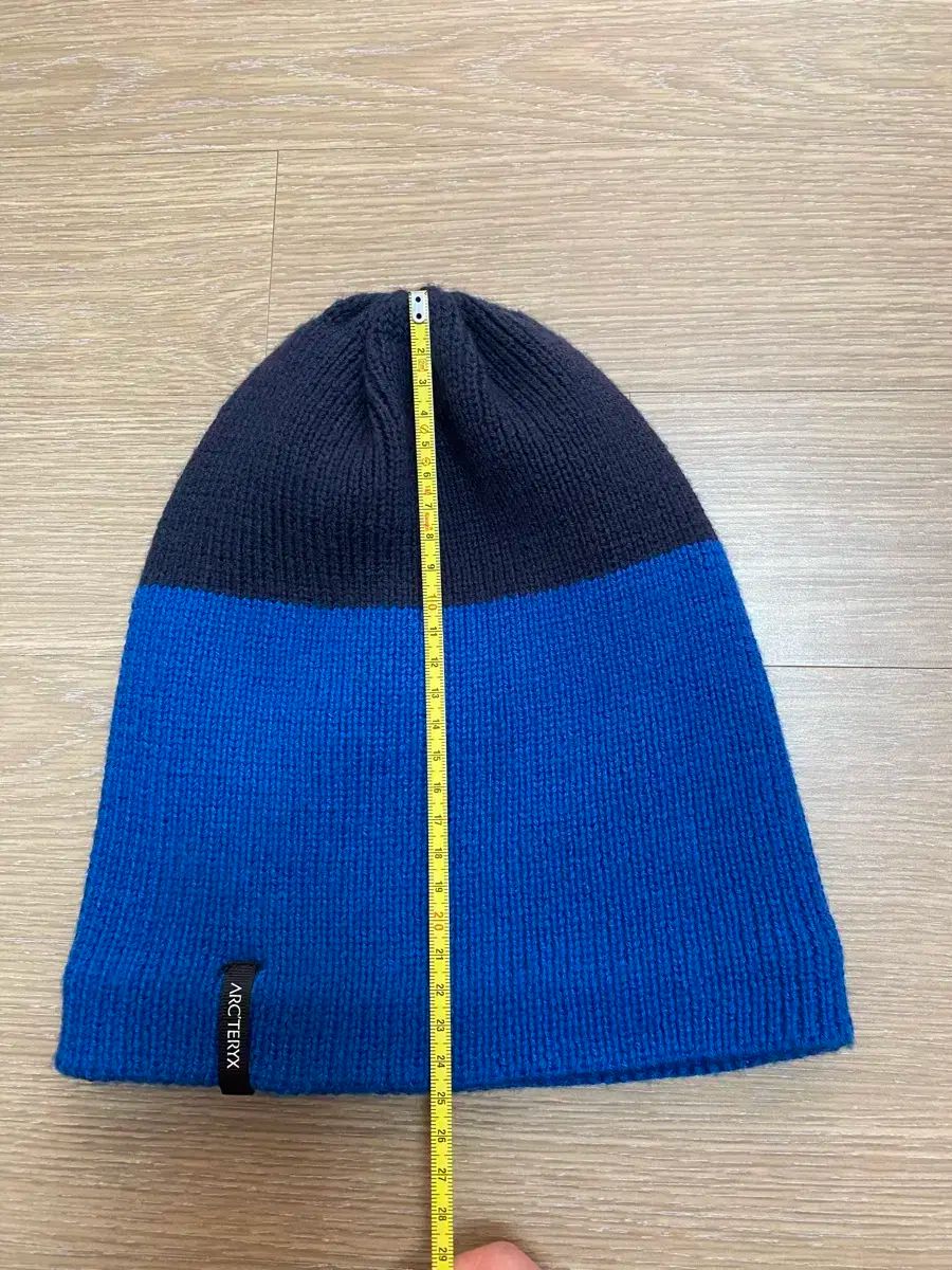 ARC'TERYX 水色 ニット帽 ビーニー ARC'TERYX 青 ビーニー 新品