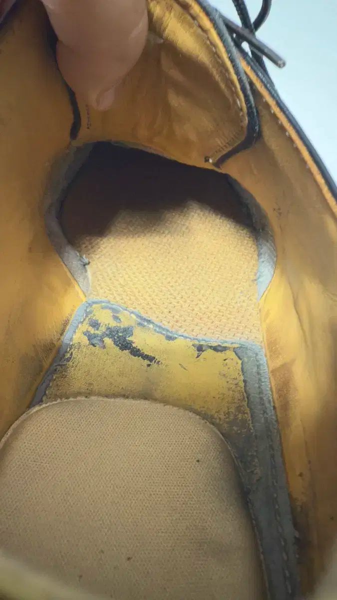 ドクターマーチン 光沢ウィングチップ