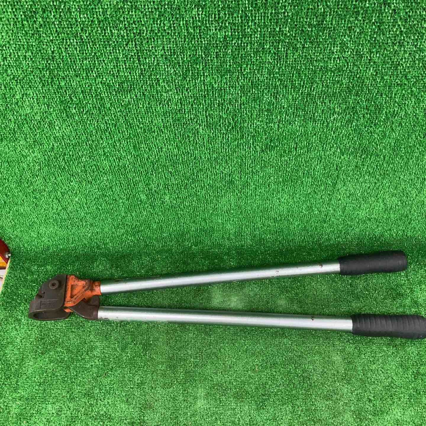 ネグロス電工 軽量間柱振れ止めチャンネル切り欠き工具 MAKCK32 川崎店