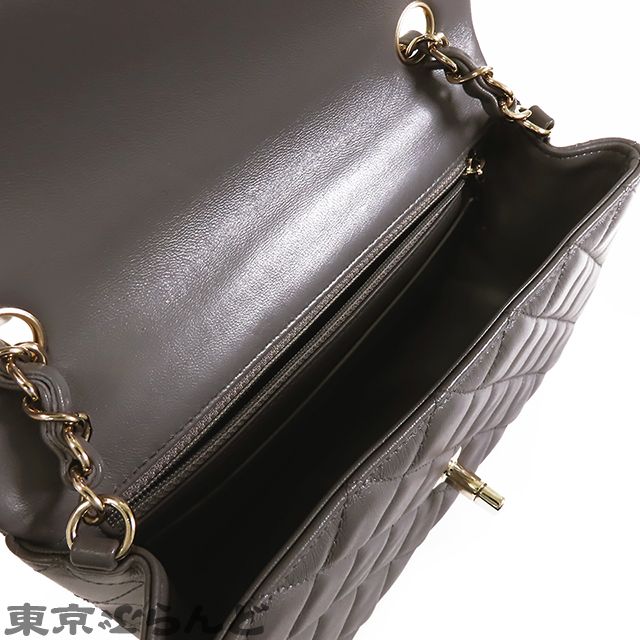 【美品】CHANEL シャネル　マトラッセ　キーケース　6連　ラムスキン CHANEL シャネル 6連 キーケース マトラッセ ココマーク