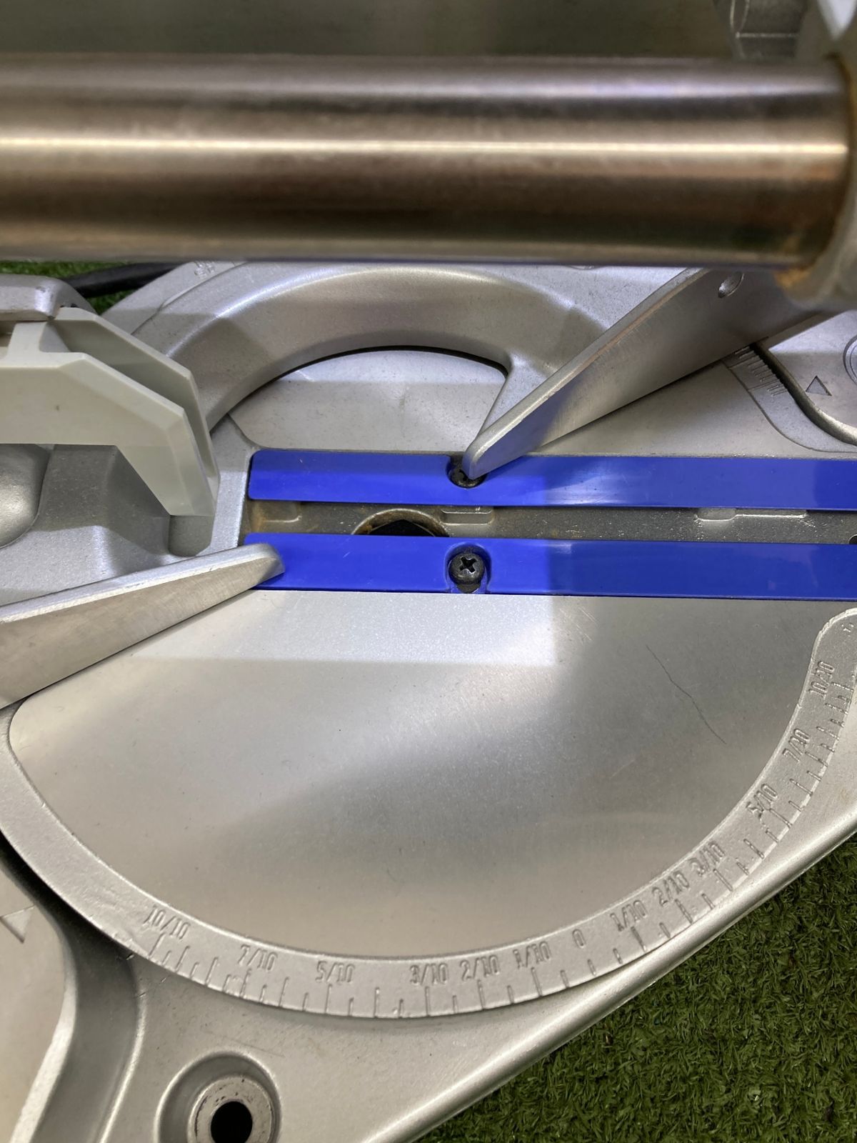 190㎜卓上スライド丸のこ FC7FSB