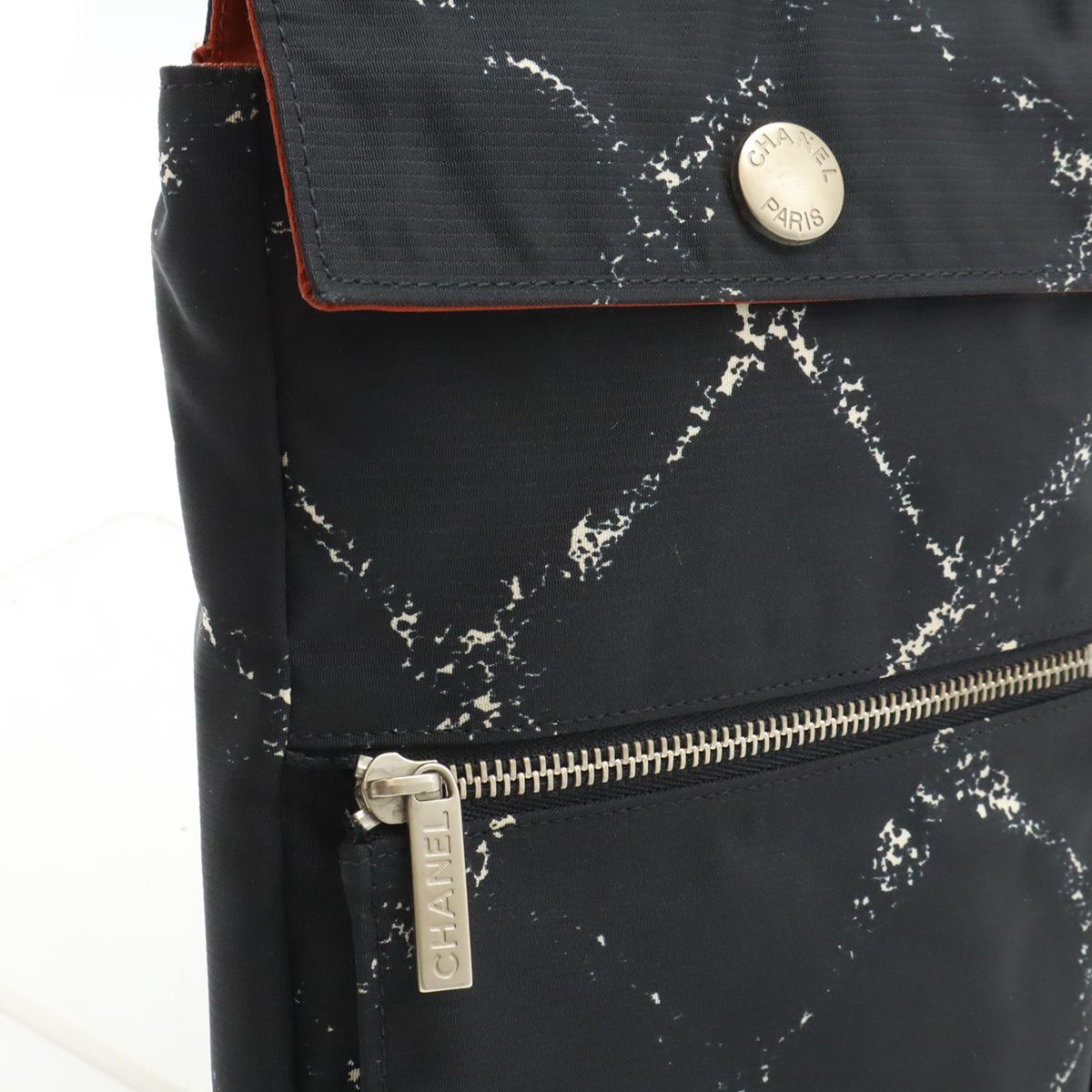 CHANEL ブラック ボディバッグ シャネル ボディバッグ - メルカリ