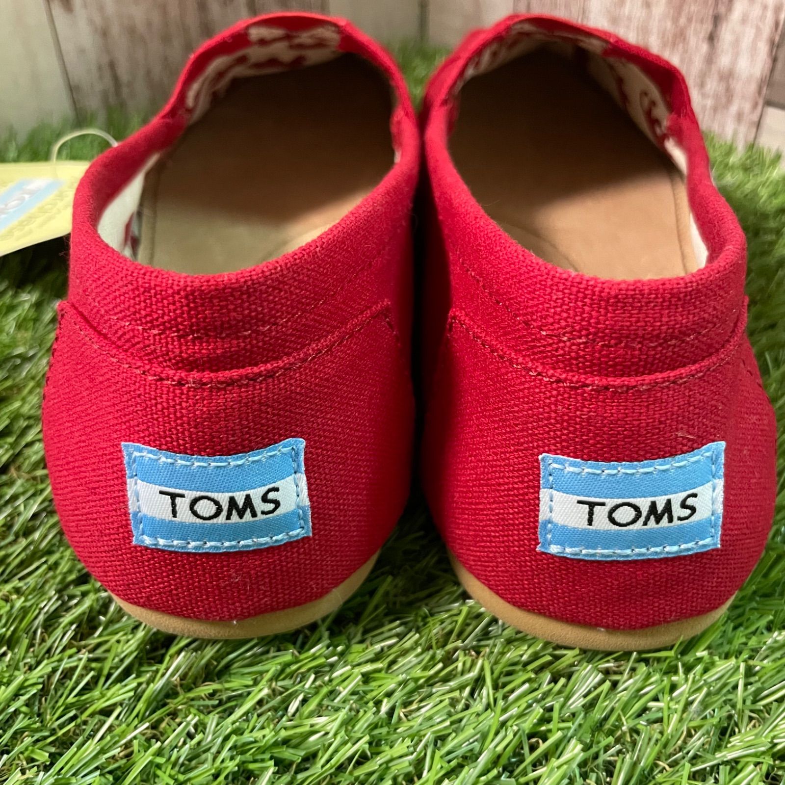 最終値下げ【新品、タグ付】TOMS☆スリッポン☆レッド☆26