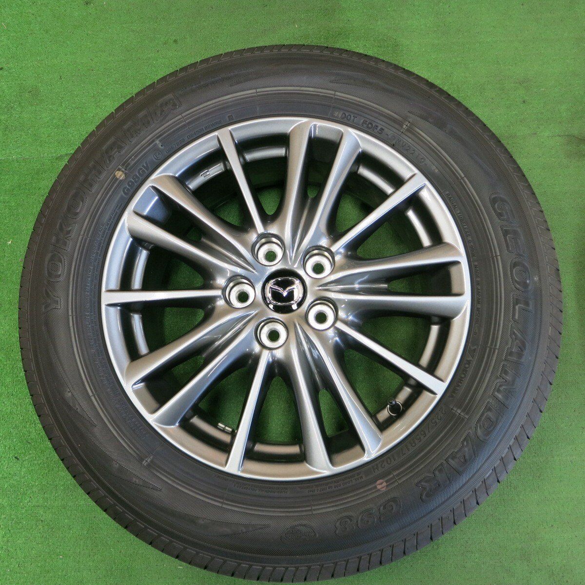 225/65R17　ヨコハマ　ジオランダー　G98　新車外し　2本　② 2023年製 新車外し品】ヨコハマ ジオランダー G98 GV 225/65R17