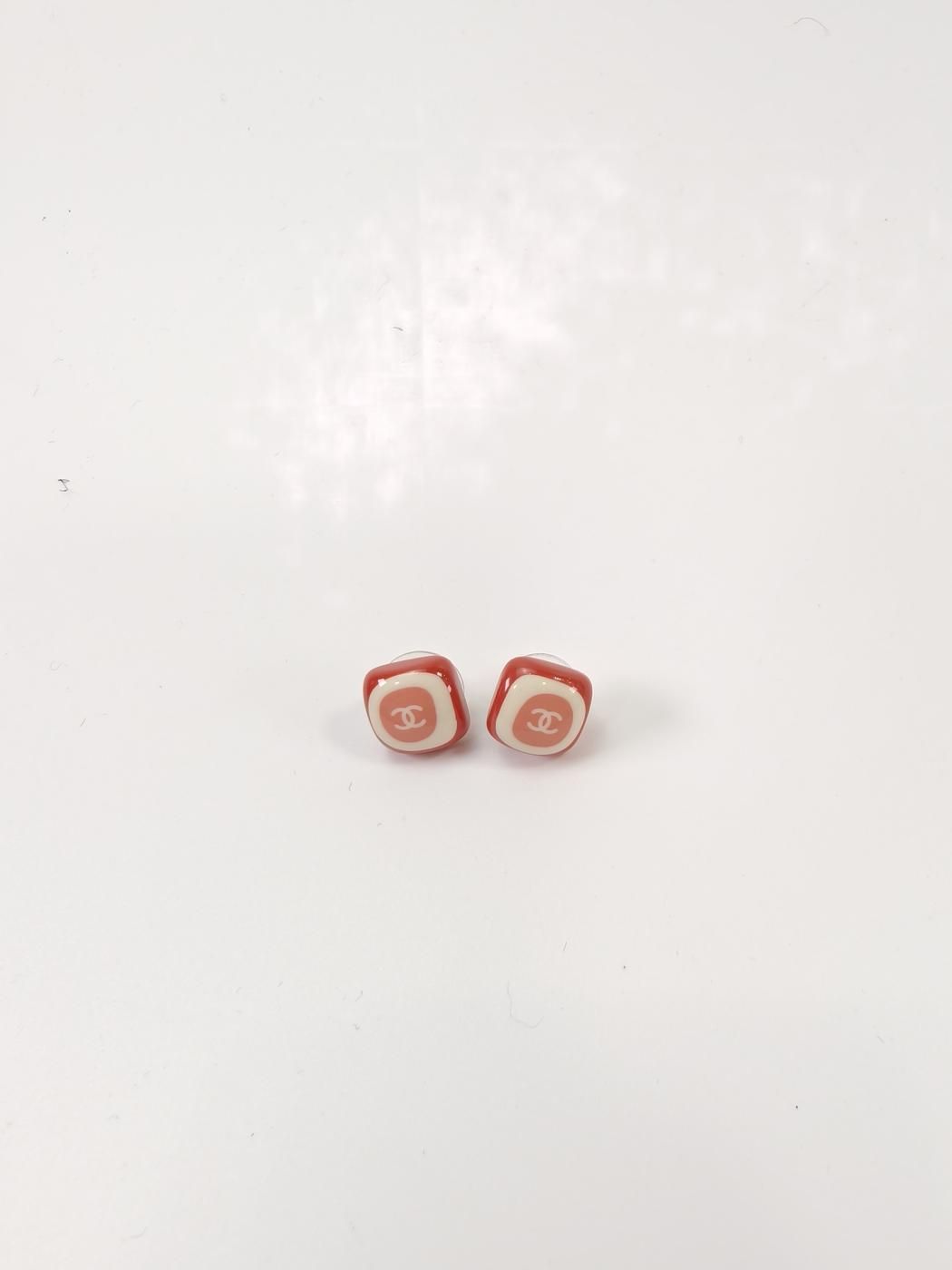 CHANEL シャネル ピアス ココマーク ピンク 赤 9674 CHANEL シャネル ピアス ココマーク ピンク 赤 管理番号：9674
