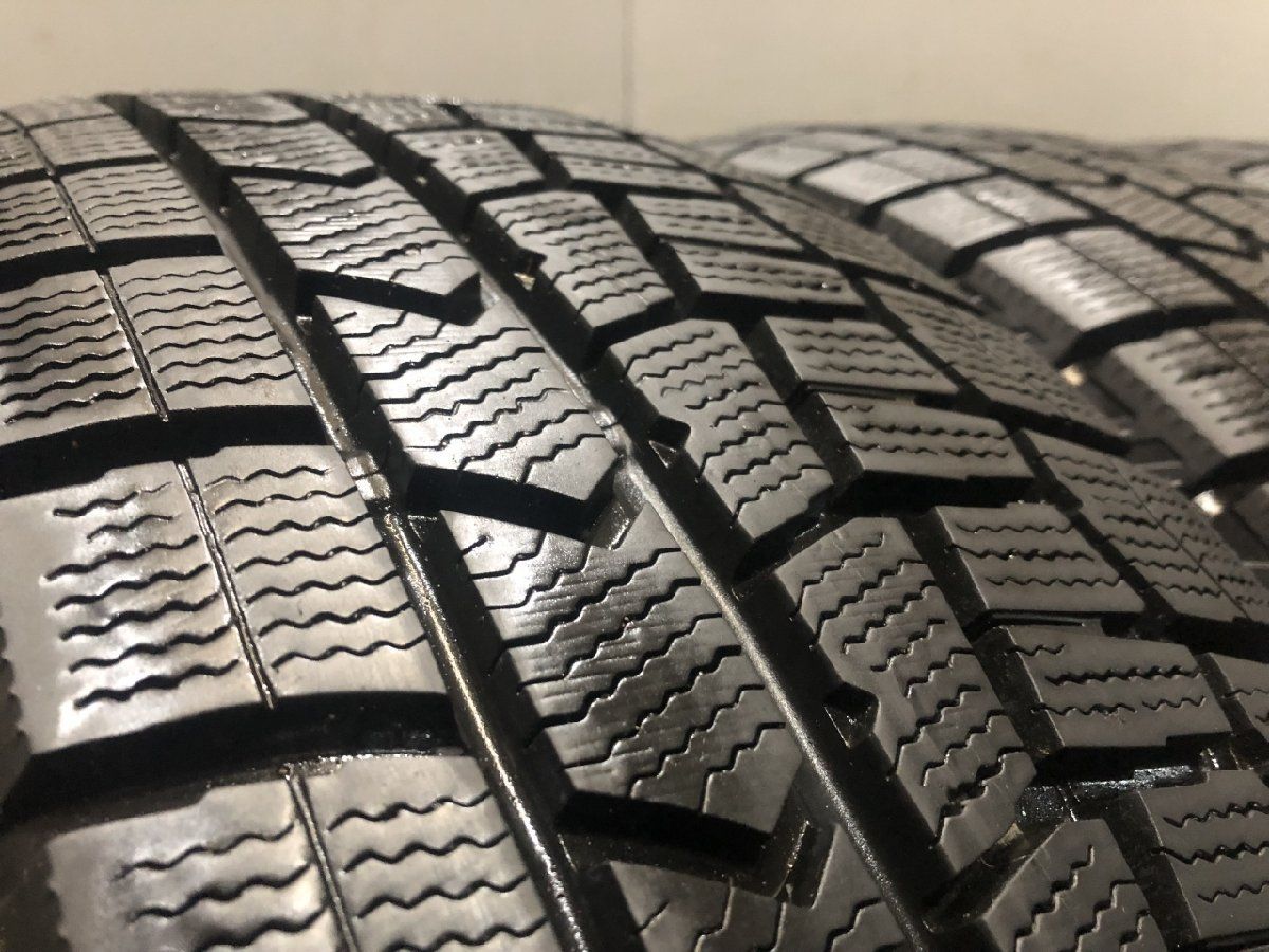 DUNLOP WINTER MAXX WM02 195/65R15 15インチ スタッドレス 4本 19年製 バリ溝 セレナ プリウス アイシス ノア等　(VTM985)