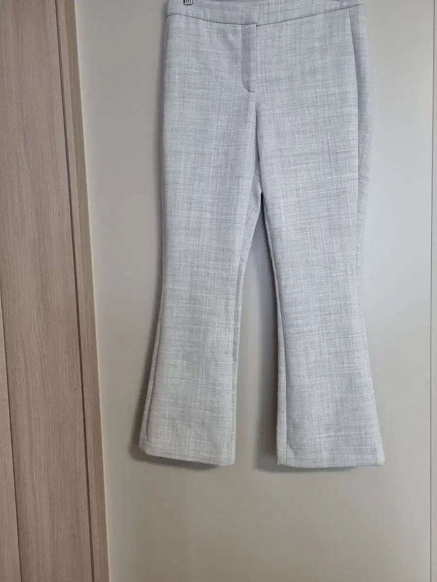 使い心地が良い Theory セオリー スラックス ズボン 正直うれしいお手頃価格。