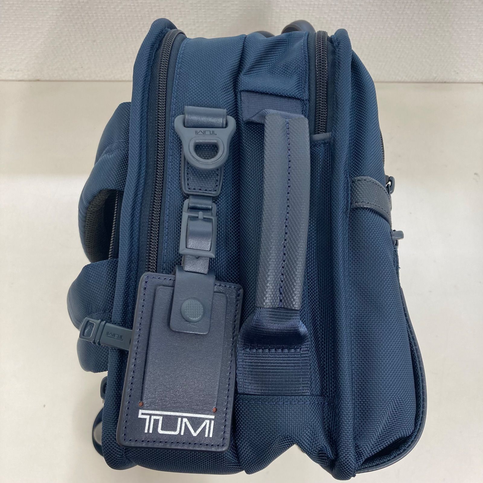 TUMI スリム・バックパック リフレクティブ T-ジャカード TUMI スリム・バックパック リフレクティブ T-ジャカード - メルカリ
