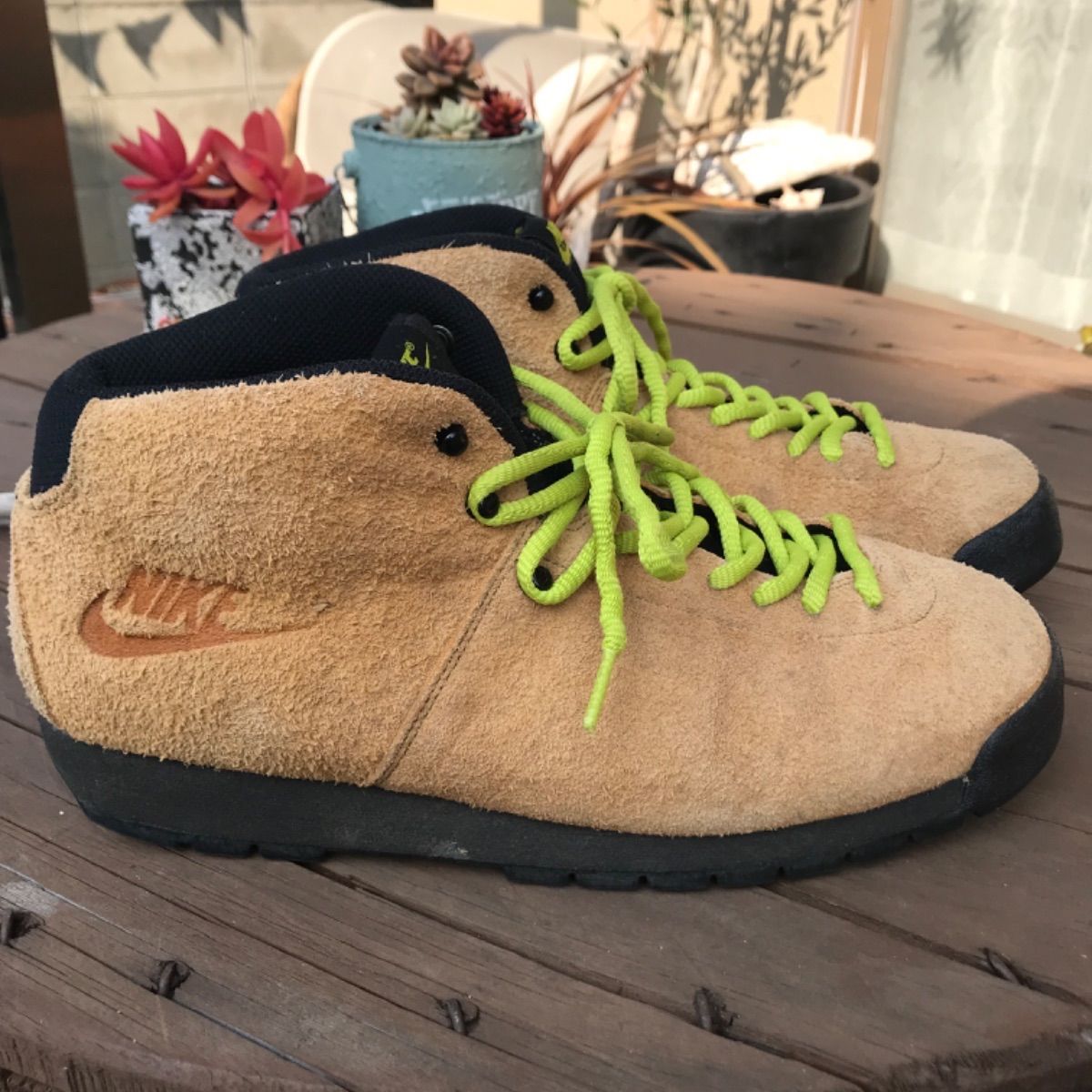 NIKE AIR MAGMA ND (370921-700) - メルカリ