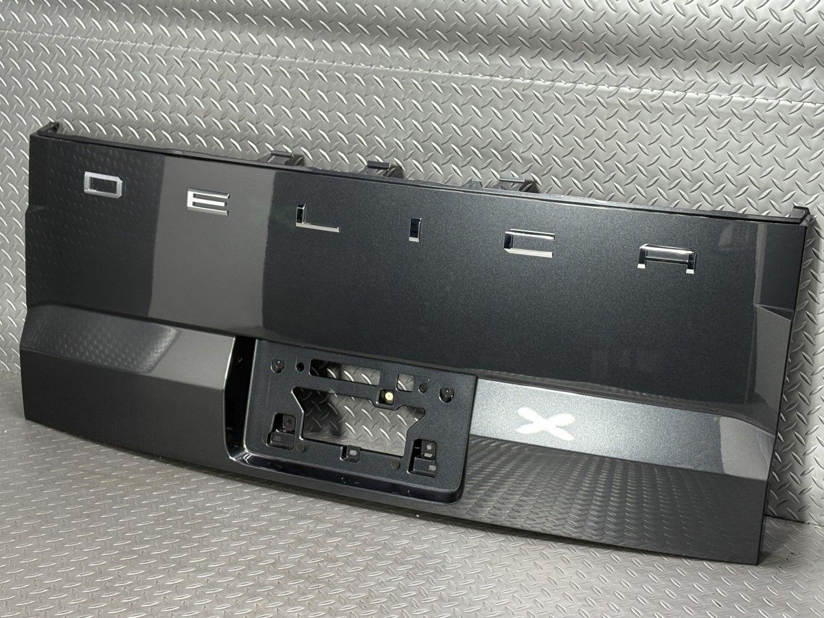 送料無料 新車外し CV1W デリカ D 5 現行 純正リアゲートパネル ガンメタ|U28|グラファイトグレーメタリック 品番5817A300ZZ デリカD5 25080059