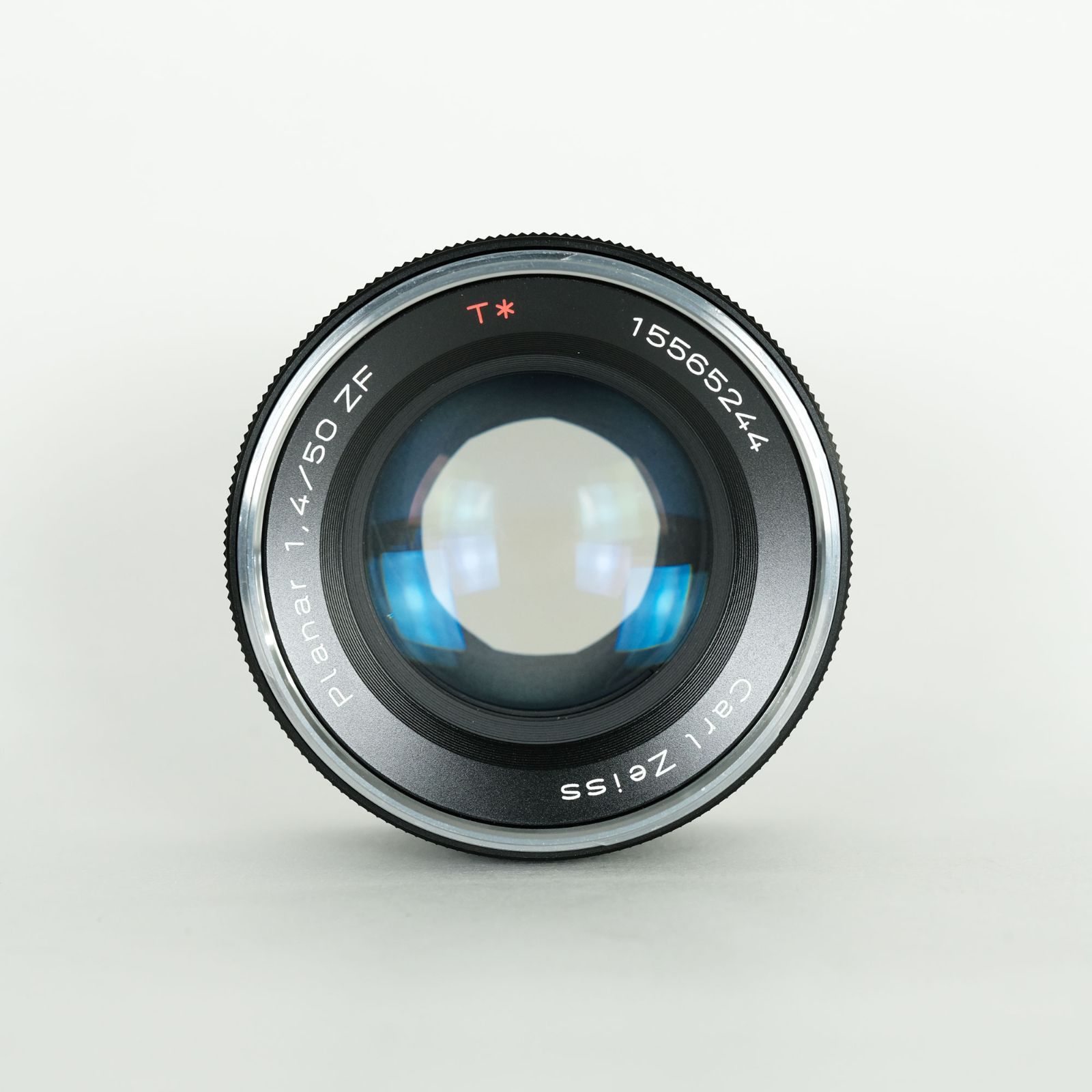 【美品】Carl Zeiss Planar T* 50mm F1.4 Nマウント 良品] Carl Zeiss Planar T* 50mm F1.4 ZF [ニコンF用] / ニコン