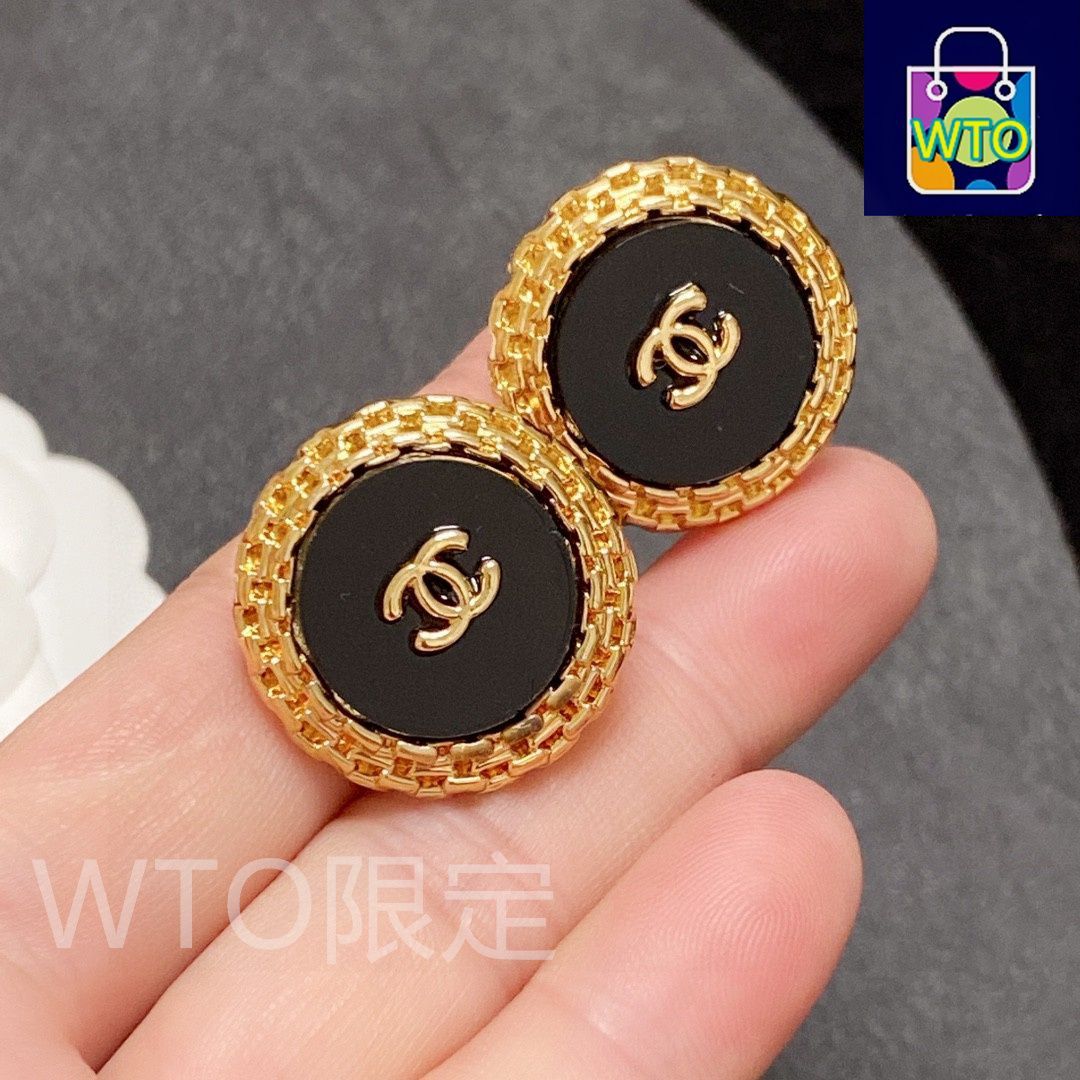 今日WTO】CHANEL ノンピアス イヤクリップ（ダブル C ロゴ