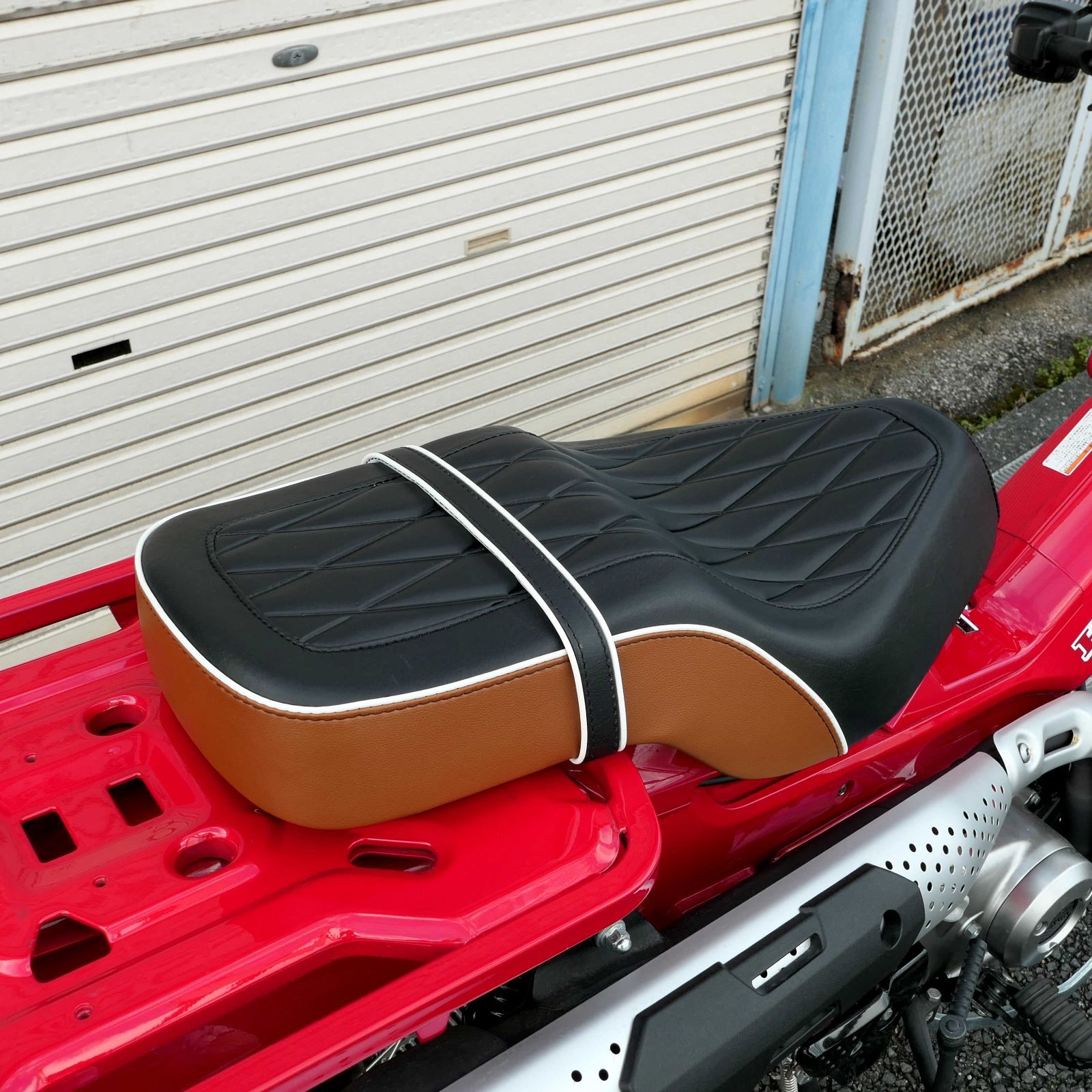 美品MT09 14-16 EUヤマハ 純正 オプション シート ヤマハ発動機 MT-09トレーサー シート 2PP-00S ヤマハ 純正 中古