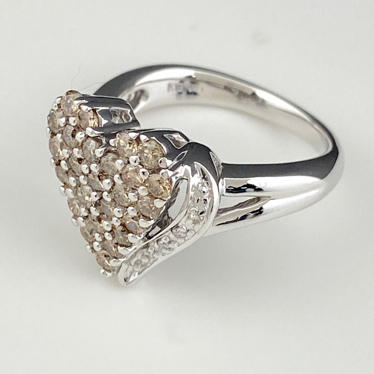 ハートモチーフ デザインリング K18 ホワイトゴールド 指輪 メレダイヤ 