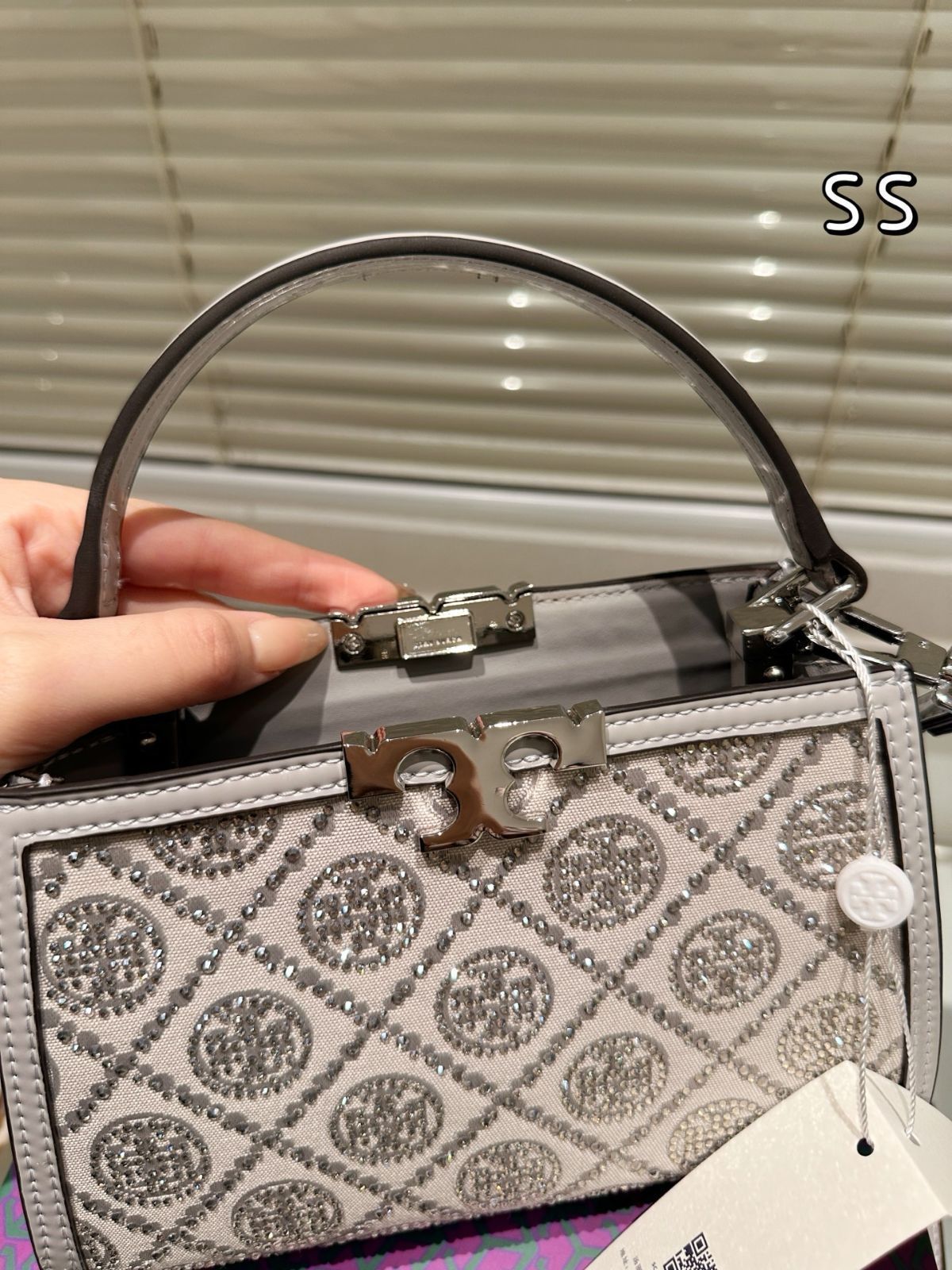今日特価】Tory Burch Eleanor Rhinestone Handbag - トーリー
