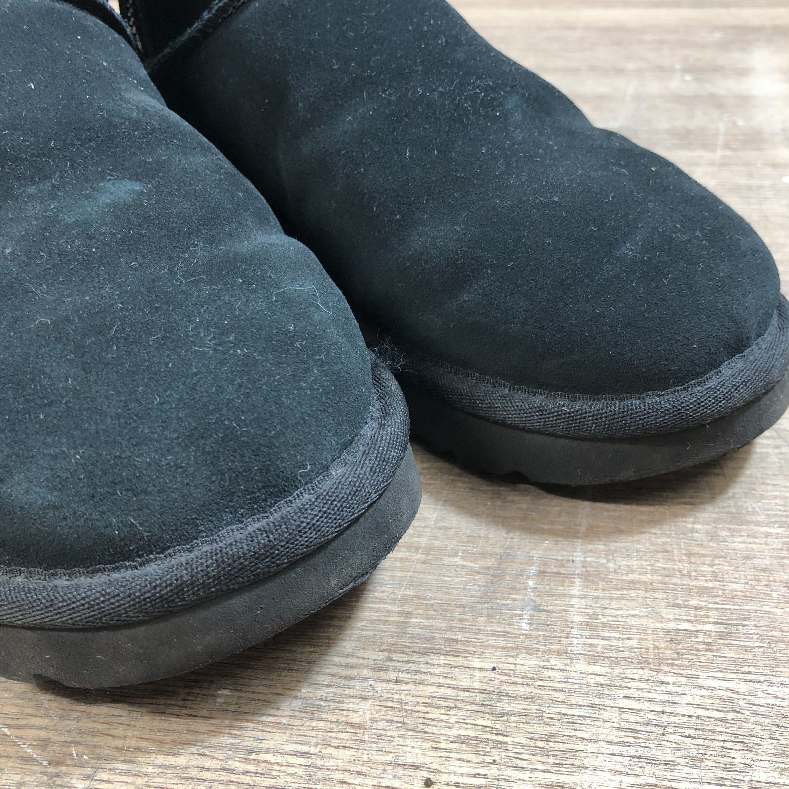 HOPEshop一覧✨未使用✨UGG アグ　ムートンブーツ　ジョスリン　ベルト　ブラック　24cm