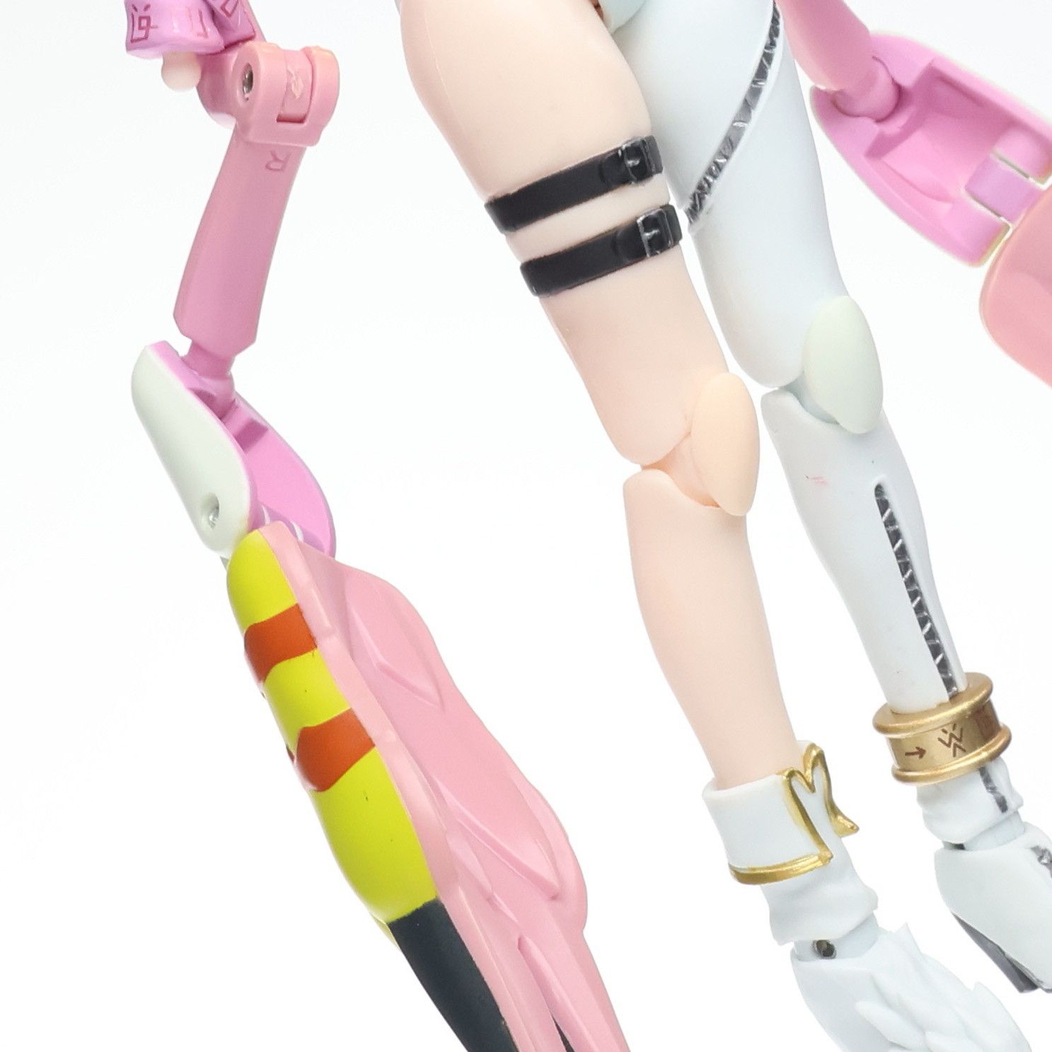 BANDAI - 超進化魂 04 エンジェウーモン デジモンアドベンチャー ぼくらのウォーゲーム! 完成品 可動フィギュア バンダイ Amazon.co.jp: 超進化魂 04 エンジェウーモン デジモン
