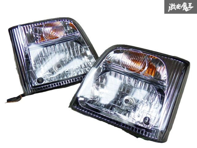 SUBARU　サンバートラックTT2ヘッドライト左右 TT2 TT1 サンバー ヘッドライト 左右 TV1 TV2 レベ付 TT2 TT1 サンバー