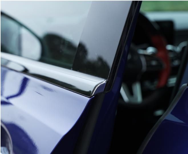 ドアウィンドウ