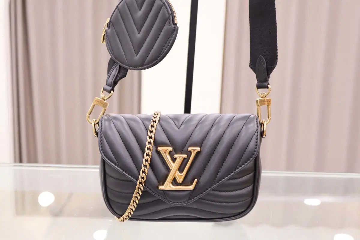 Louis Vuitton(ルイヴィトン) マルチ ポシェット ニュー
