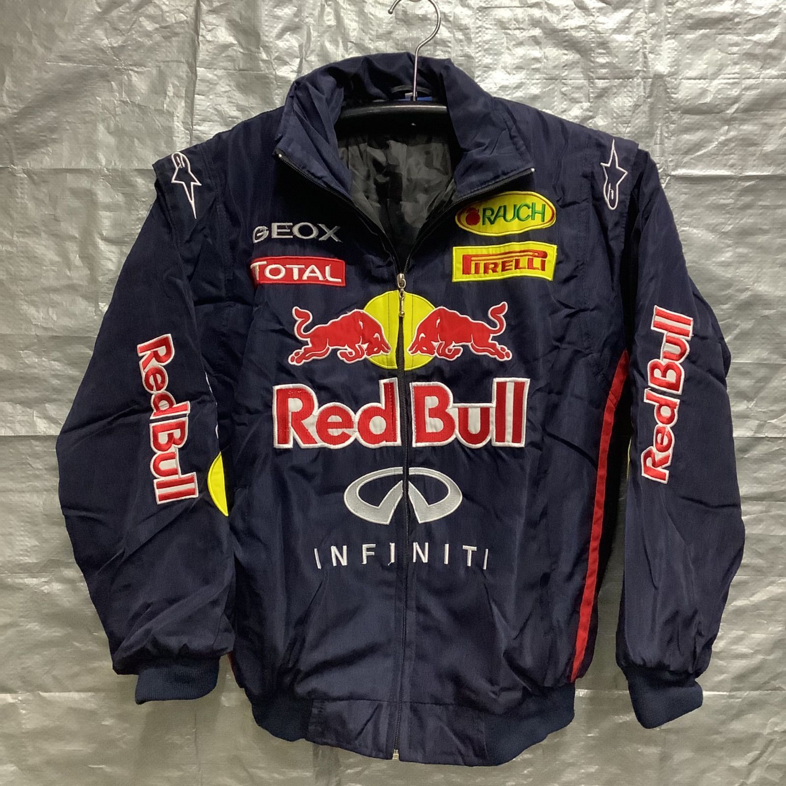 Red Bull レッドブル　ナイロン　レーシングジャケット