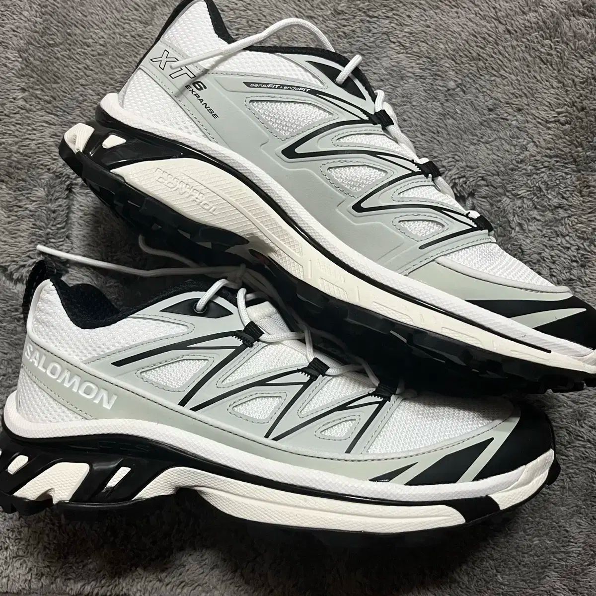 SALOMON サロモン XT-6 エクスペンス 白 メタル ブラック