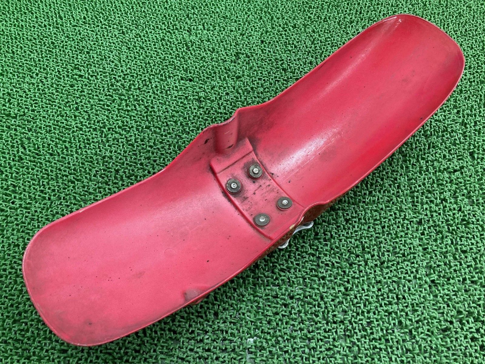 ☆限定独占販売☆! SRX400 SRX600 フロントフェンダー 赤 ヤマハ 純正 バイク 部品 1JL 1JK ステー 割れ欠け無し 品薄 品 車検 Genuine nI 購入へようこそ!