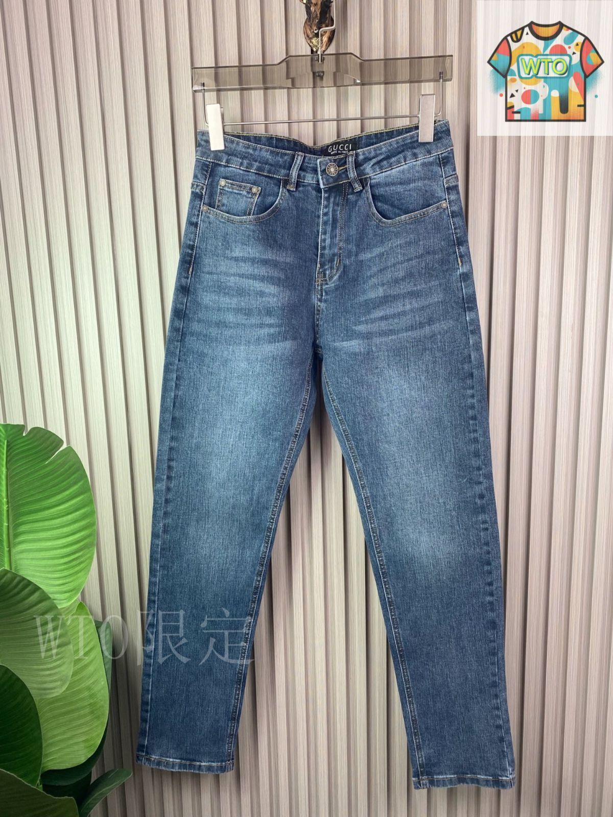 はな【新品未使用タグ付】GUCCI　ストレッチスキニーデニム 新品未使用タグ付】GUCCIストレッチスキニーデニムレインボー