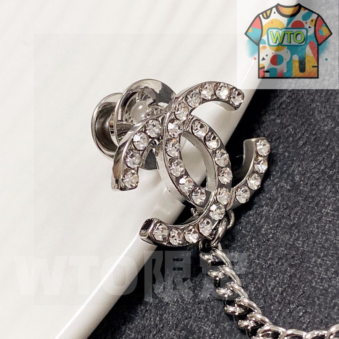 今日WTO】CHANEL 新入荷 スモールサイズ ブローチ 送料無料