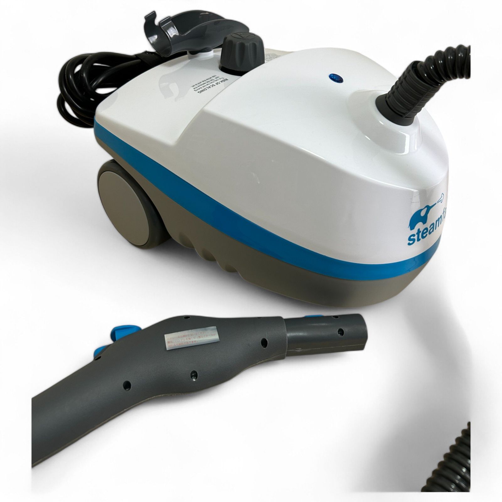 驚きの破格値，新作登場 ☆美品☆ スチームクリーナー ネスティック