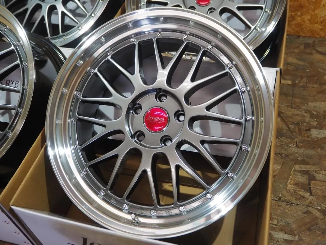 新品☆高級 メッシュ☆levanna V10-EX シルバー 深リム 19inch 8.5J+40 