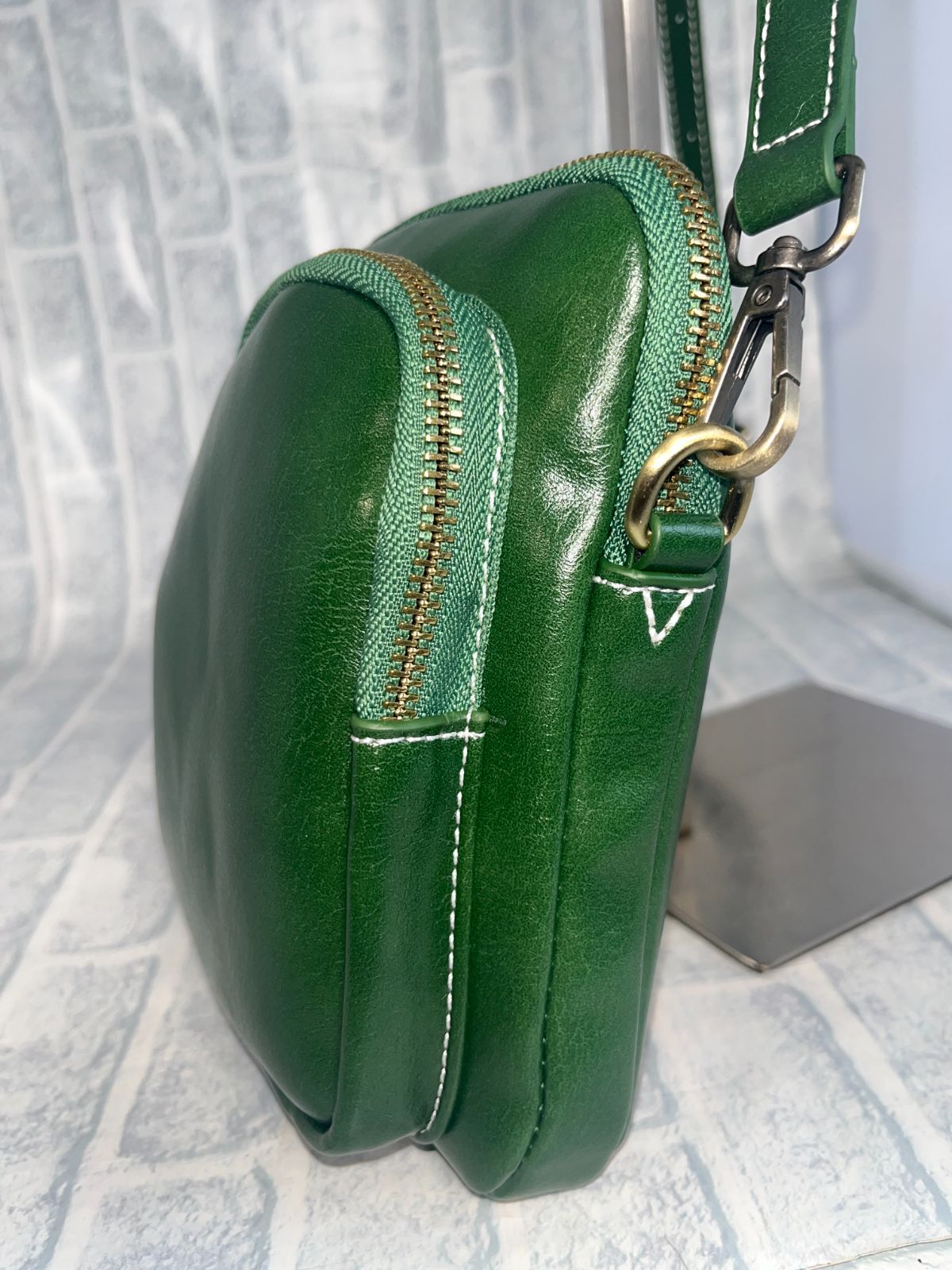 Rebecca ショルダーポシェット