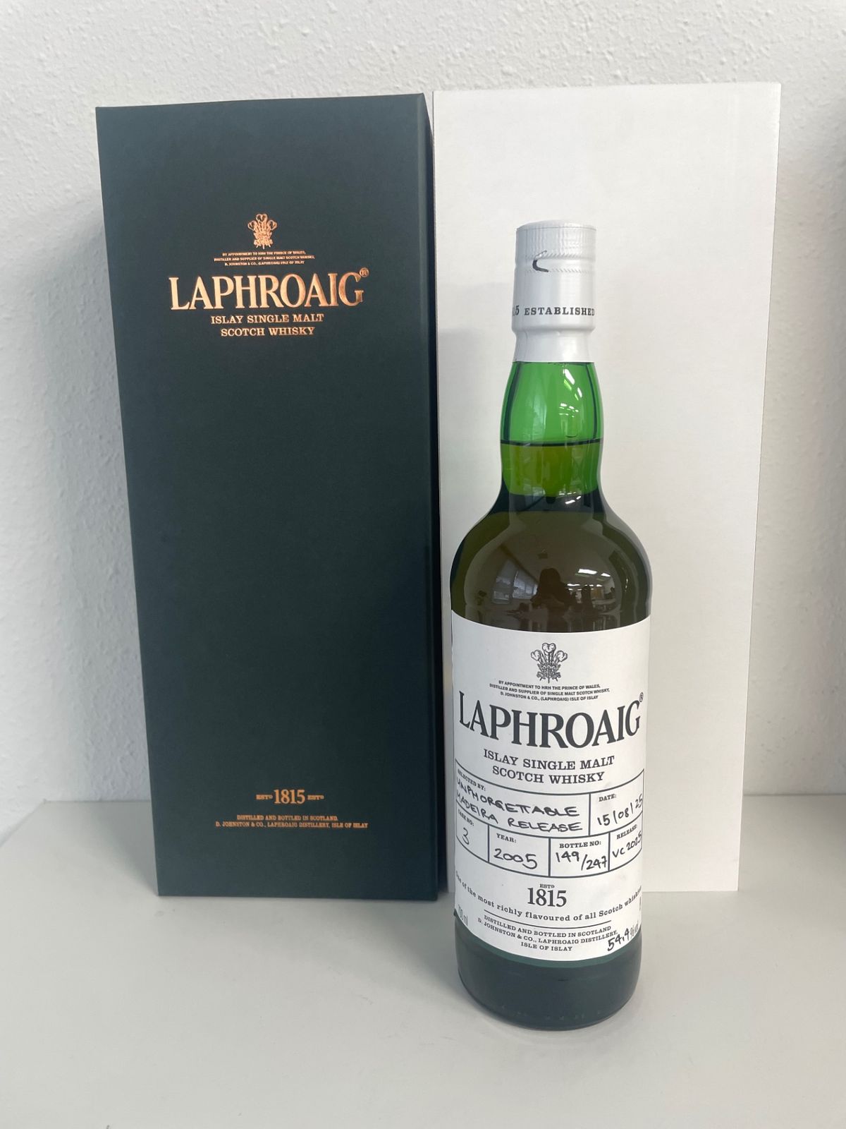 ラフロイグ 2005-2025 カスクストレングス マディラカスク - LIQUORJOY